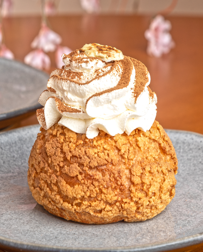 Mini choux cream banoffee